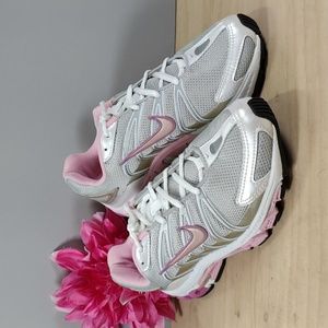 Nike Air Tri-D running shoes